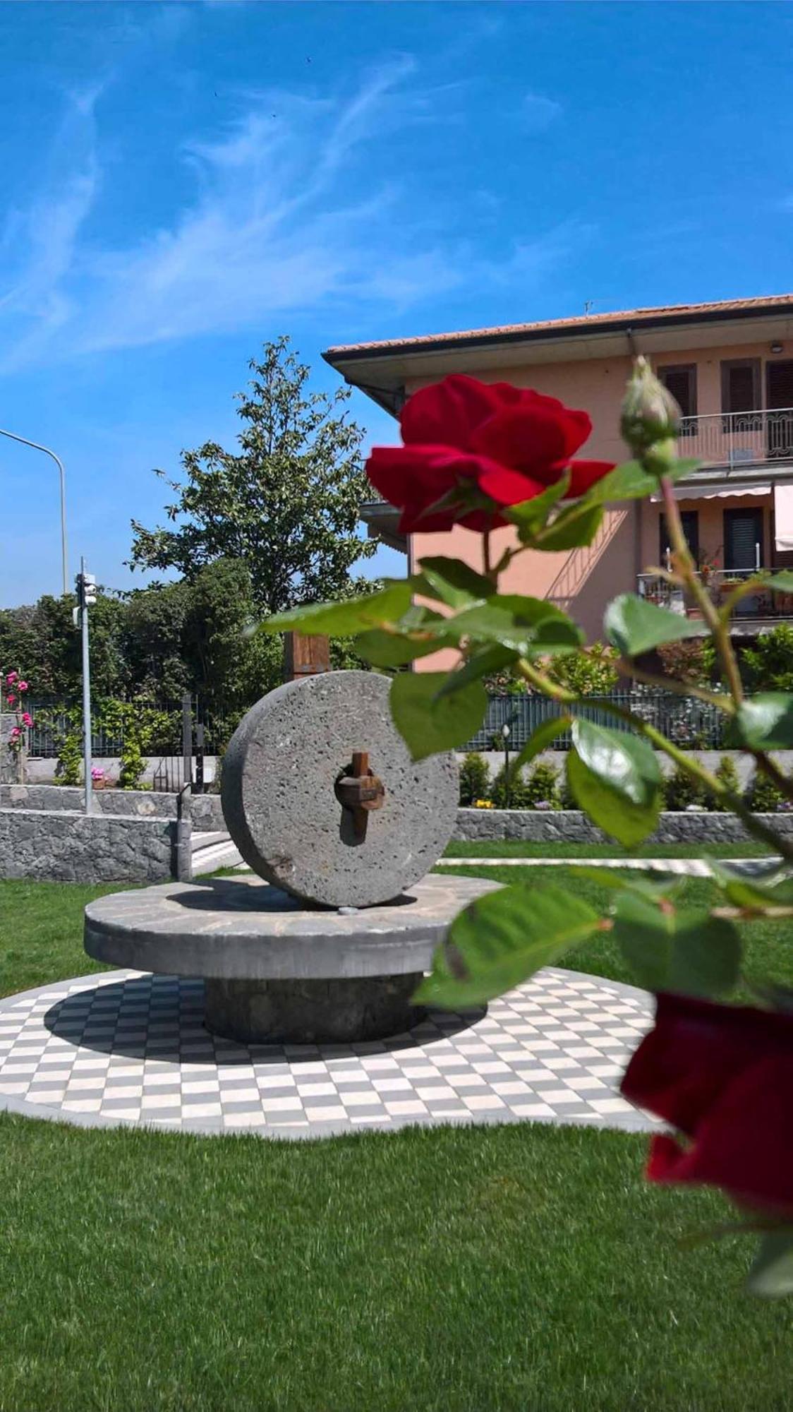 B&B Le Antiche Cisterne Tremestieri Etneo Exterior photo