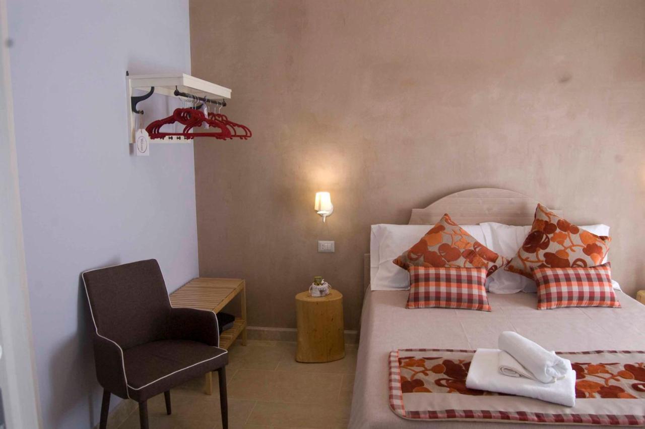 B&B Le Antiche Cisterne Tremestieri Etneo Exterior photo